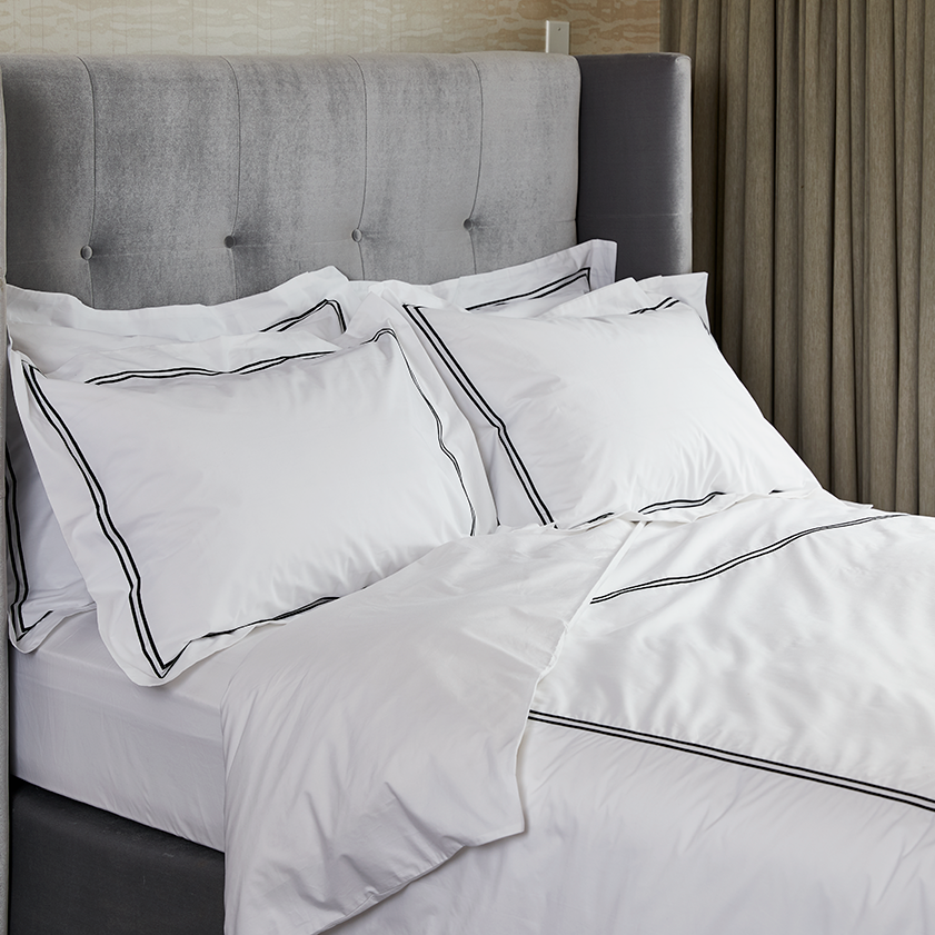 Sateen vs. Percale Bedding: Understanding the Differences for a Perfect Night's Sleep