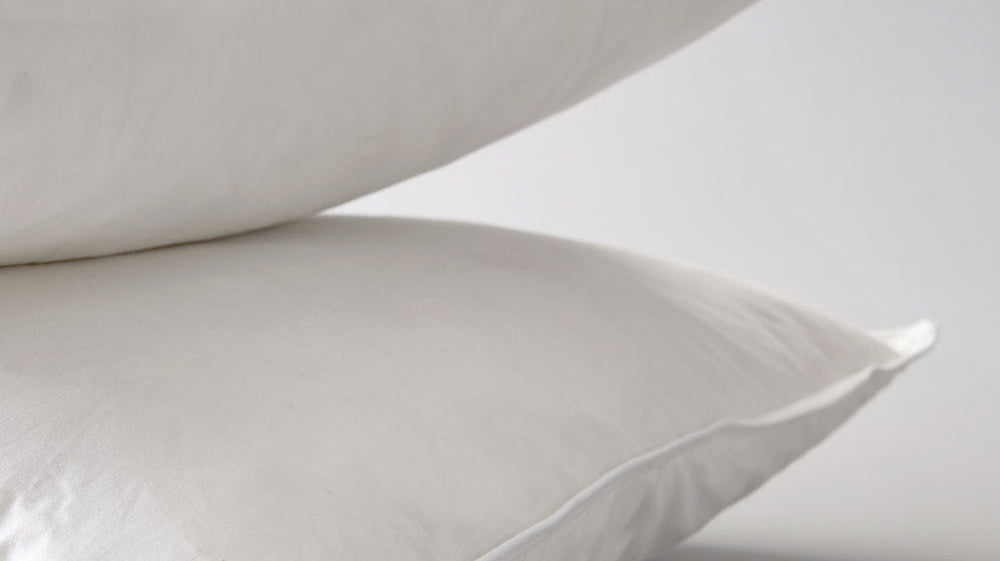 Down vs. Down Alternative Pillows: Choosing the Right Pillow for You